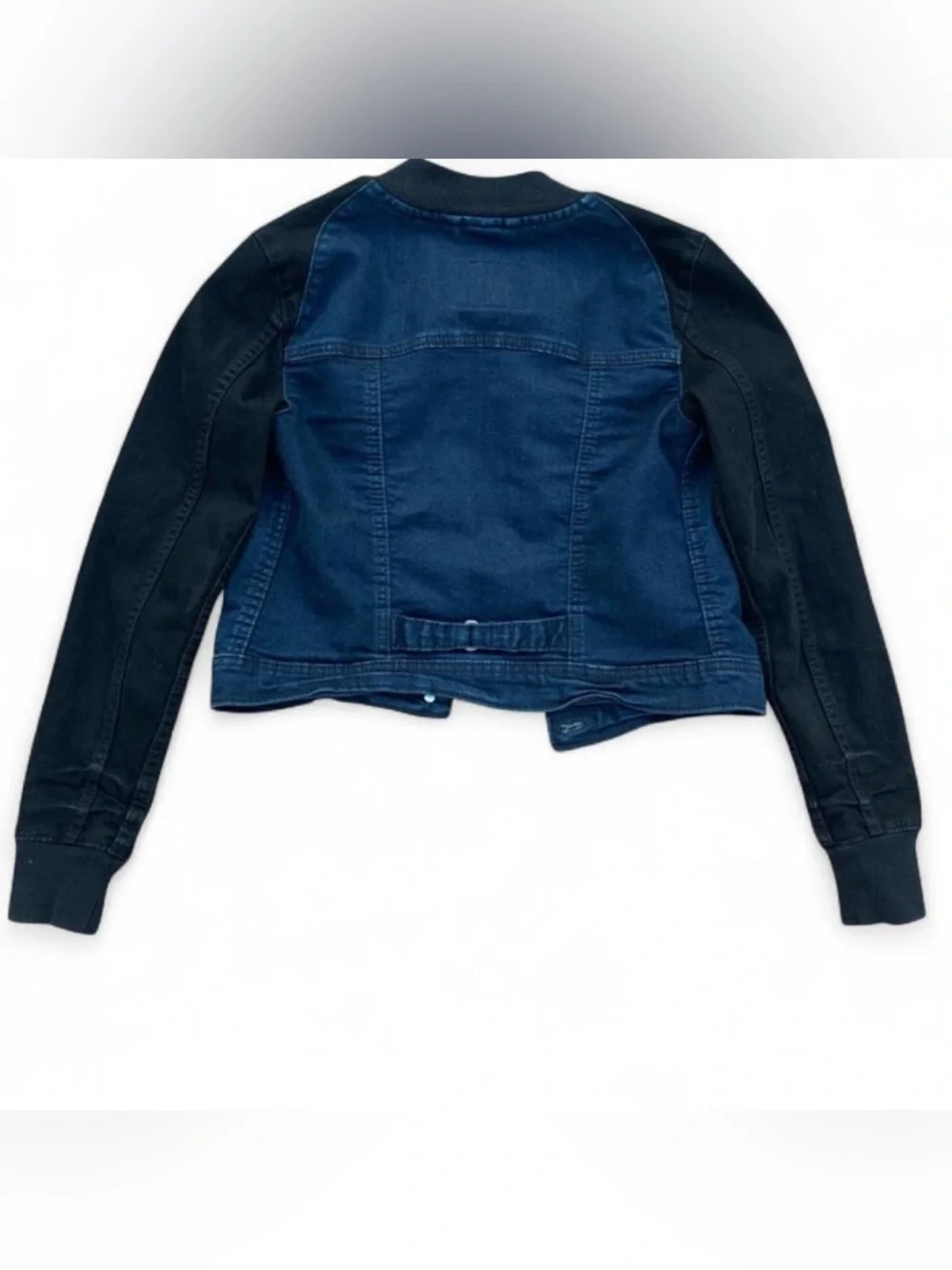 Retro Americana Streetwear Levi’s Two-Toned Trucker Jacket